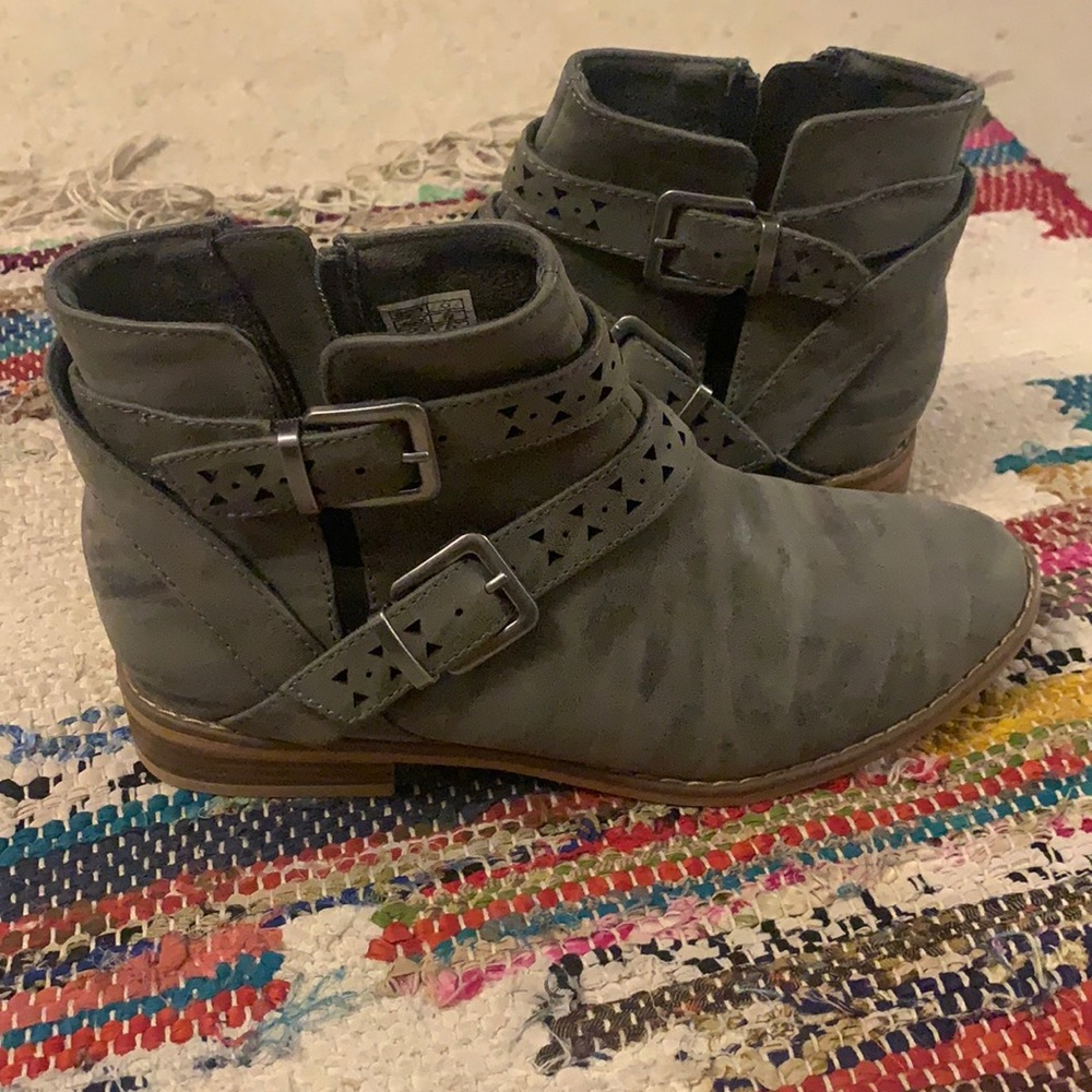 Grey booties